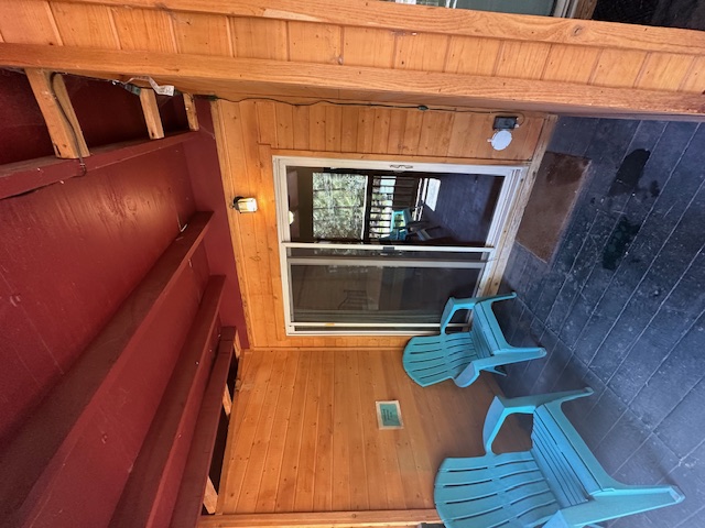 711 Main Road - 6